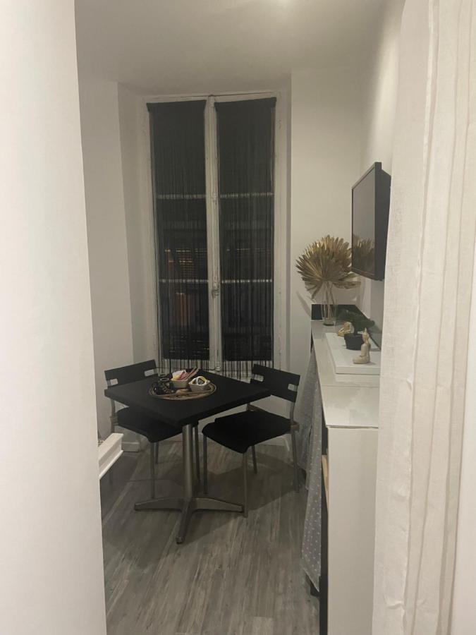 Meubles Inice Bagian luar foto